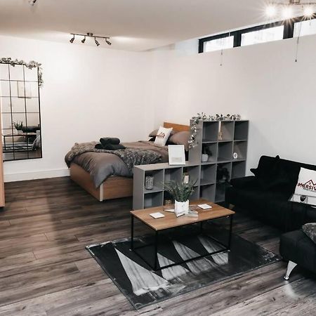 Stunning Modern Heart Of The City Apartment Sheffield Exterior foto