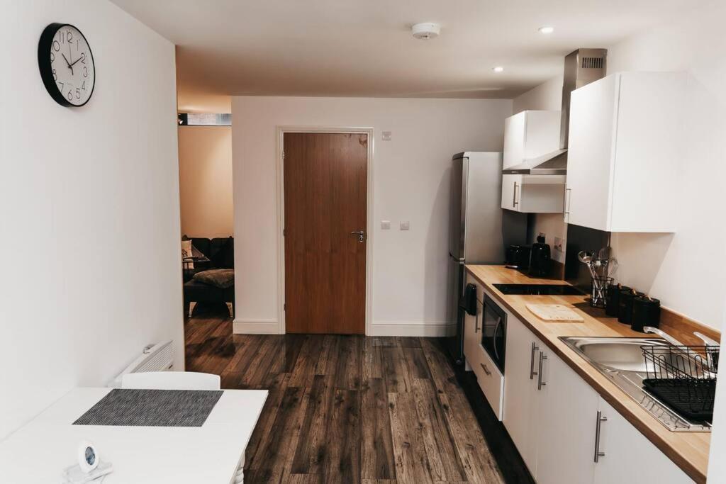 Stunning Modern Heart Of The City Apartment Sheffield Exterior foto